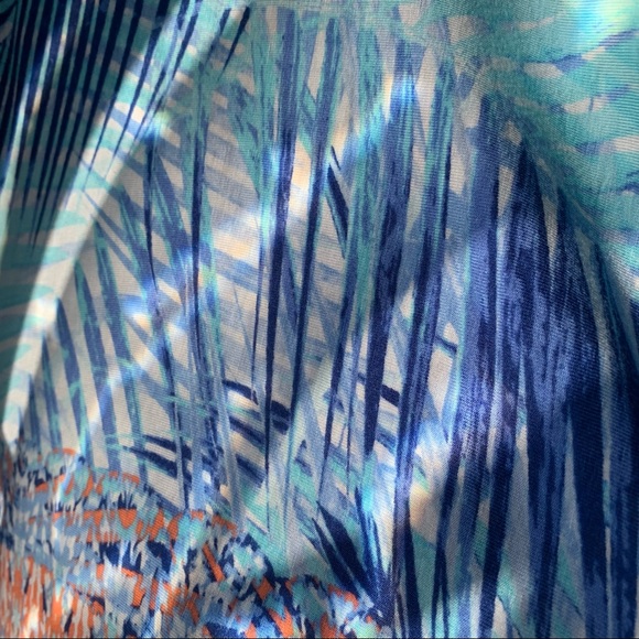 Ruby Rd. Palm Leaf Print 3/4 Sleeve Blouse with Shark Bite hem and Metal Detail - Picture 5 of 6